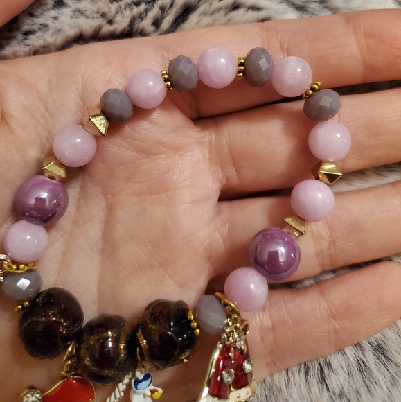 New Hand Made Christmas Charm🎄 Bracelet - Picture 8 of 10